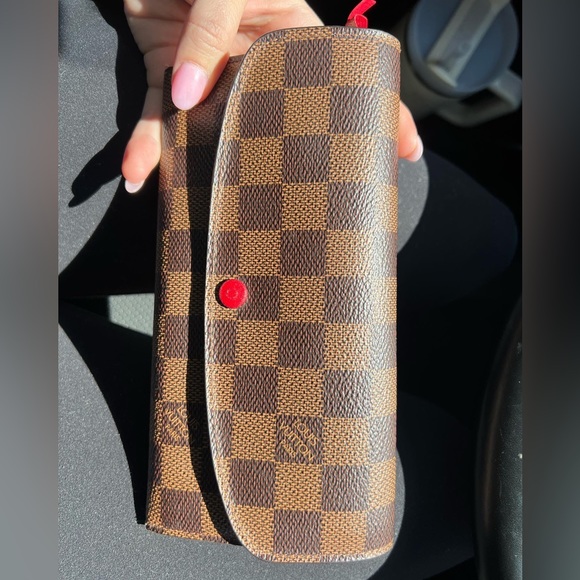 Louis Vuitton Emilie Wallet